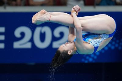 摘金夺银！陈艺文、陈佳包揽2025世界泳联世锦赛女子3米板冠亚军