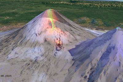 堪察加火山群近日接连喷发，俄专家：与强震有直接关联