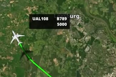 美联航787客机起飞后遭遇机械故障，飞行员紧急呼救录音流出