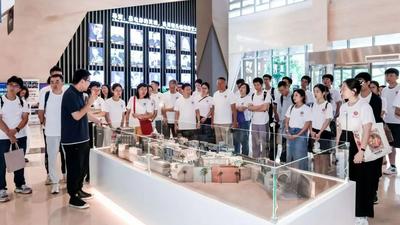 今夏28名青岛籍学生考入北大，63名北大毕业生来青工作
