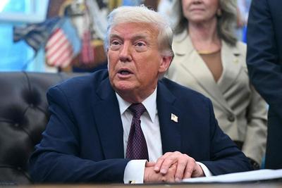 特朗普称对《纽约时报》提起150亿美元诽谤诉讼