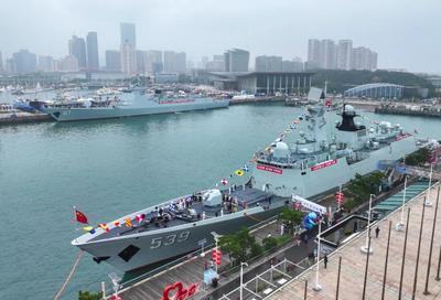 青岛“亮舰”，海军城再迎高光时刻