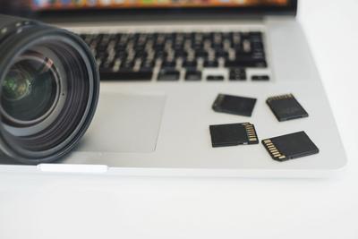 当“甜蜜爱情“从天而降，可能是间谍的“诈骗”