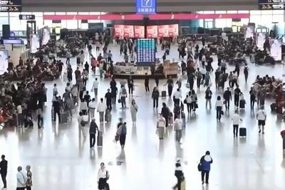 国庆中秋假期购票乘车有哪些变化？@出行旅客，看过来→