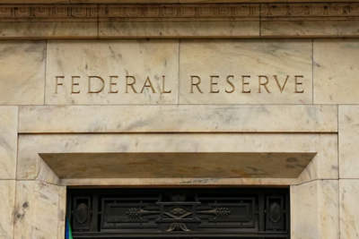 美联储宣布降息25个基点