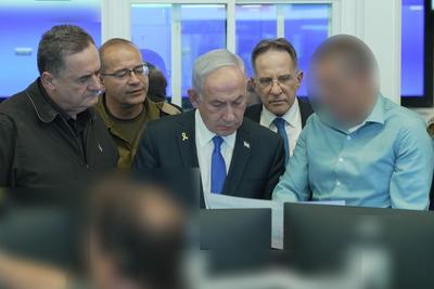 10枚导弹只打一处！以军筹划数月越境袭击哈马斯高层，中东局势再升级