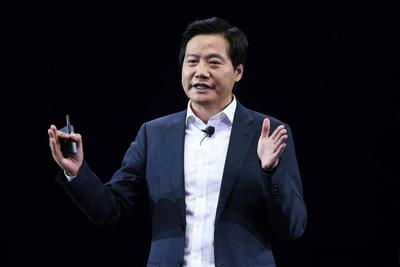 雷军：小米17全面对标iPhone，正面迎战！