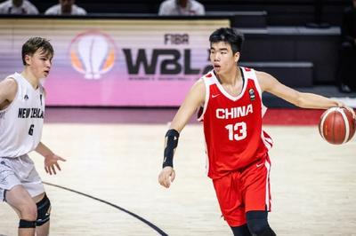 今晚U16男篮亚洲杯决赛再次上演中澳对决，为中国队加油！