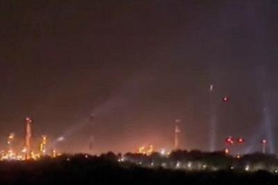 乌军称袭击俄萨拉托夫炼油厂