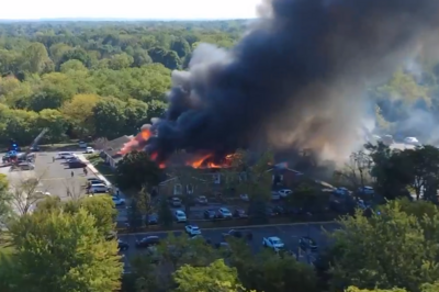 美国密歇根州枪击事件已致5人死亡，现场发现疑似爆炸物