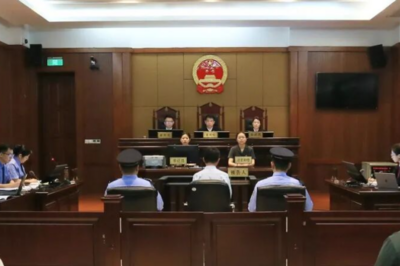 山东交通学院原党委委员、副院长赵德健受贿、滥用职权案一审公开开庭