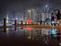 晚风轻拂，雨后五四广场风景如画