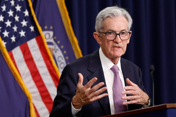 特朗普再次敦促鲍威尔降息，批评其“行动太迟”