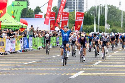 改革开放永不停步｜自行车上追风逐梦 骑着“德州造”驶向未来