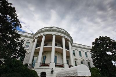 美国正式公告：实施美欧贸易协议，征收欧盟汽车15%关税