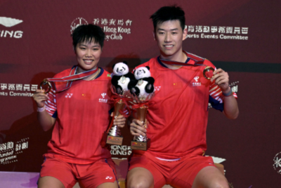 “凤凰”组合重返世界排名第一