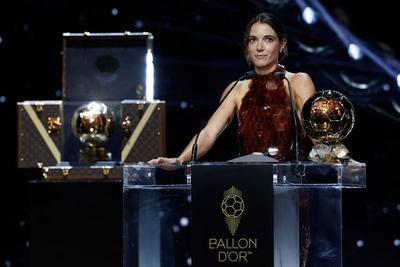 登贝莱笑傲群雄！第69届金球奖颁奖典礼在法国巴黎举行