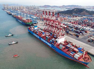 今年前三季度我国GDP同比增长5.2%