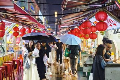 降雨+降温！准备厚衣服，北方同期少见的秋雨来了