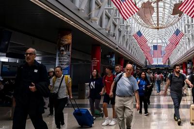 因政府“停摆”，美国超1.3万空管员月底恐领不到工资