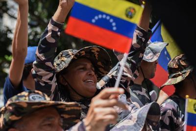 美军在委附近再炸“贩毒船”，委关闭两座驻外使馆