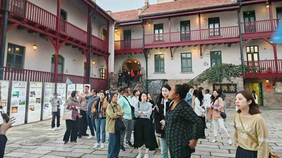 当APEC遇见青岛，沉浸式文旅体验“圈粉”国际友人