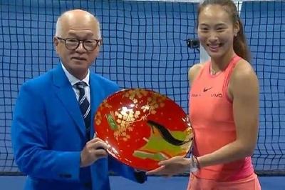 郑钦文因肘部受伤退出WTA500东京站