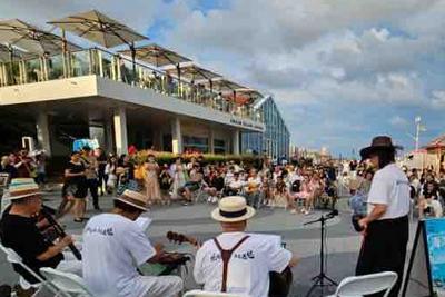 去有海风的地方听音乐