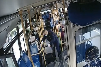 助老、礼让……青岛巴士驾驶员善行义举不断