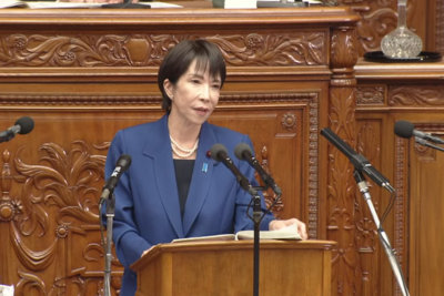 日本新首相“鹰派”施政方针引担忧