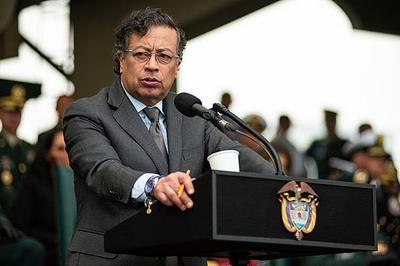 美国以涉毒品贩运活动为由制裁哥伦比亚总统佩特罗