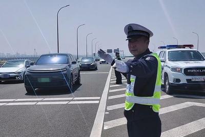 公安部交管局：预计7日返程交通流量将大幅增加