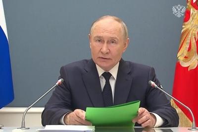 普京指挥俄军战略核力量综合演习