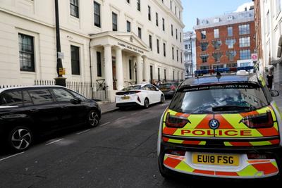 英国警方再陷丑闻，首相敦促严惩不贷