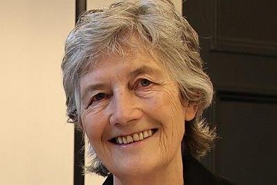 凯瑟琳·康诺利当选爱尔兰总统