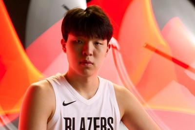 NBA季前赛开拓者主场险胜国王，杨瀚森单节砍下14分