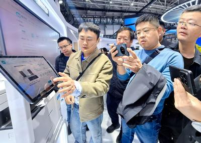 AI赋能师生机协同，助推教育教学变革