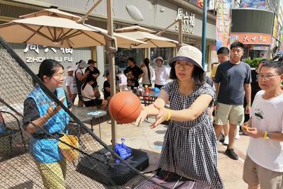 日行万步可能伤身，专家：步行健身重“质”而非“量”