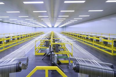 0.5克重可承载200公斤载荷，这个“地表超强材料”项目竣工投产