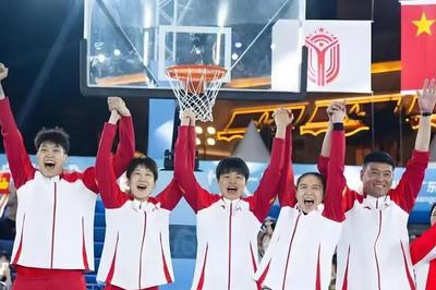 从五人篮球夺冠到三人篮球摘金，青岛姑娘曹君伟：16年坚守，一切都值了！