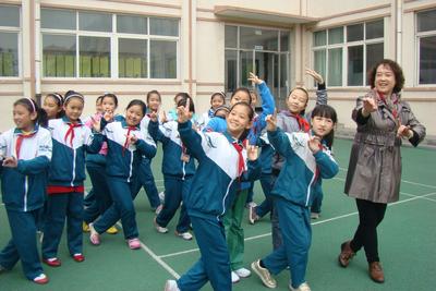 一诺千金五十载，一声茂腔一生情！是“小银环”，也是茂腔代表性传承人张梅香