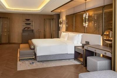 酒店线上预订，高级会员比普通会员还贵？