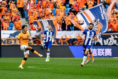 中足联细化“观众不当行为”：有干扰比赛、侮辱挑衅言行等，赛区将被处罚