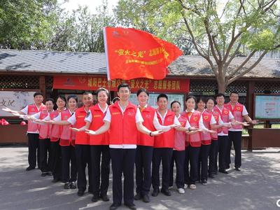 擎起城市文明火炬！城阳巴士1508个标兵汇聚“萤火之光”