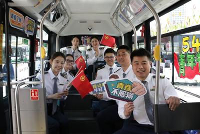 从军营到车厢，青岛这位“青年代言人”用方向盘诠释青春担当