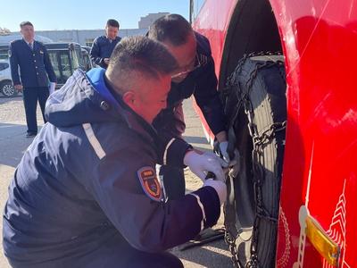 速度与精准度并重！城阳巴士备战冬运比武“链”兵