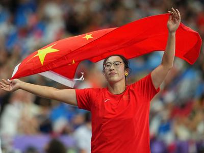 山东名将冯彬全运会成功卫冕，“中国铁饼女王”剑指洛杉矶奥运
