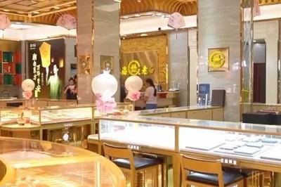 百万金饰被藏隐秘的角落，警方靠两分钟犬吠声破案