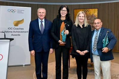 朱婷恭喜郎平获终身成就奖：我始终以恩师为榜样