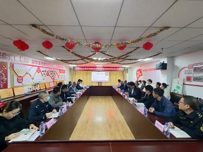 凝聚合力解民忧丨城阳街道民城路社区召开第四季度物业联席会暨综合执法进社区工作会议